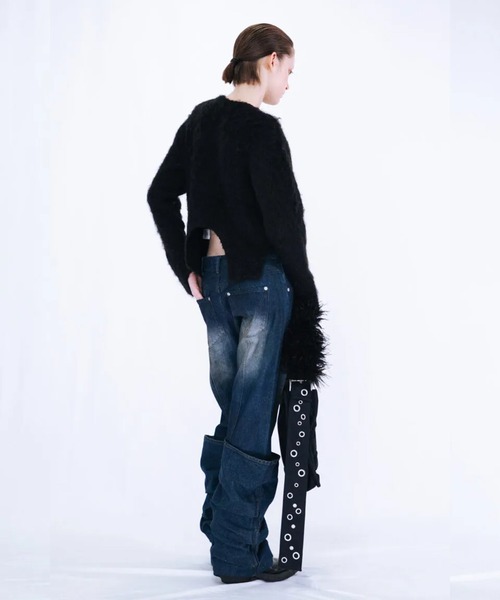 VIAVANDA（ヴィアヴァンダ）の「OVERLAP TUCK DENIM PANTS（デニムパンツ・レディース・ブルー/ネイビー・SMALL/MEDIUM）」の19枚目の写真