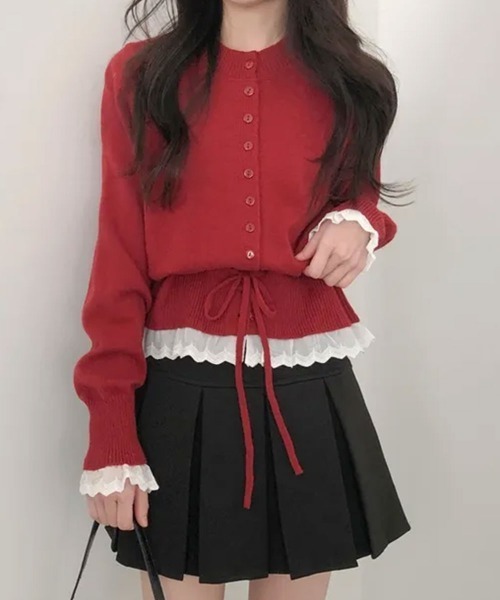 VIVID LADY（ビビッドレディー）の「レースドッキング ウエストリボン ニットカーディガン（ニット/セーター・レディース・グレー/レッド/アイボリー/ネイビー・FREE）」の5枚目の写真