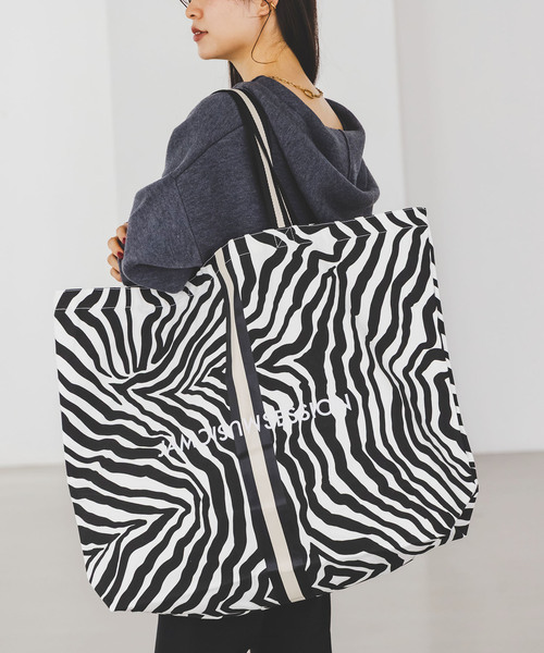 Noble（ノーブル）の「《追加2・WEB/なんばCITY店限定》N.Jam/エヌジャム トート Large（トートバッグ・レディース・ブラック/マルチ/ベージュ・FREE）」の4枚目の写真