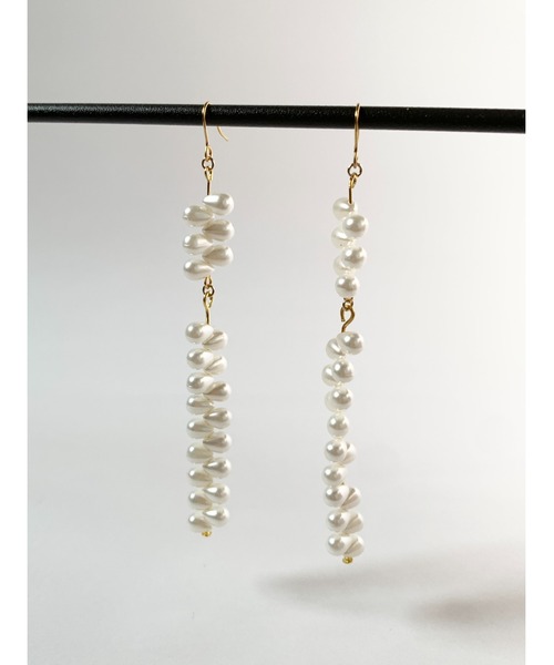 tone（トーン）の「【TOMEI LAB】パール　ドロップ　ロング　ピアス(MA)（ピアス（両耳用）・レディース・その他・FREE）」の4枚目の写真