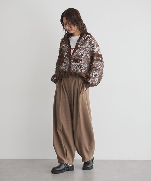 GARAGE OF GOOD CLOTHING(ガレージオブグッドクロージング)の「無地ウールライク裾タックバレルパンツ(その他パンツ・レディース・ブラウン/グレー・38/36)」の19枚目の写真