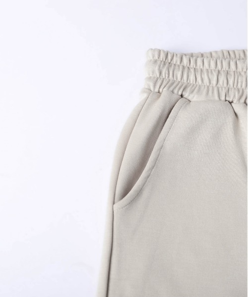 AMELY（エミリー）の「ルーズスウェットセットアップ（セットアップ・レディース・グレー/ブラック/ベージュ・フリー）」の8枚目の写真
