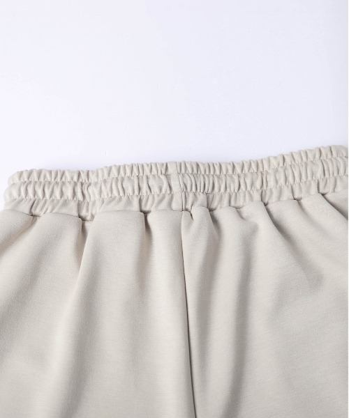 AMELY（エミリー）の「ルーズスウェットセットアップ（セットアップ・レディース・グレー/ブラック/ベージュ・フリー）」の4枚目の写真