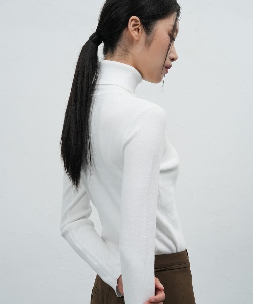 GENERAL IDEA（ジェネラルアイデア）の「daily ribbed turtle neck pullover タートルネックリブニットプルオーバー（ニット/セーター・レディース・ブルー/ブラック/ピンク/ホワイト・L/M/S）」の7枚目の写真