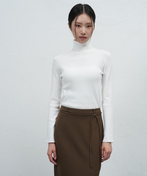 GENERAL IDEA（ジェネラルアイデア）の「daily ribbed turtle neck pullover タートルネックリブニットプルオーバー（ニット/セーター・レディース・ブルー/ブラック/ピンク/ホワイト・L/M/S）」の5枚目の写真