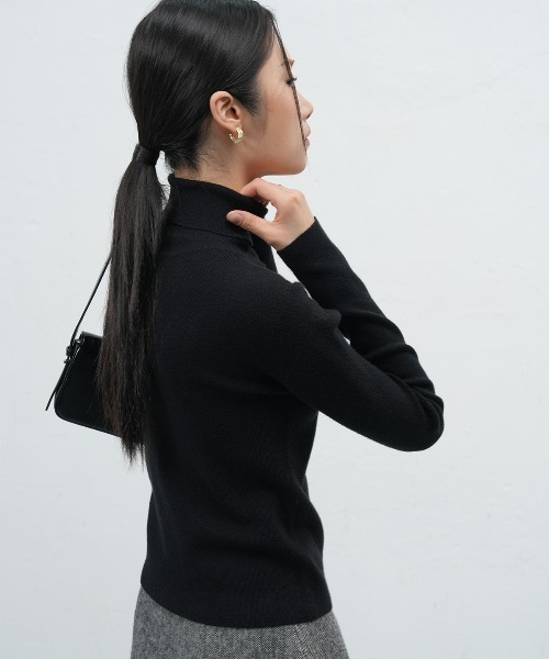 GENERAL IDEA（ジェネラルアイデア）の「daily ribbed turtle neck pullover タートルネックリブニットプルオーバー（ニット/セーター・レディース・ブルー/ブラック/ピンク/ホワイト・L/M/S）」の15枚目の写真
