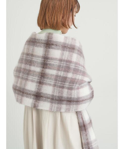 Samansa Mos2（サマンサ モスモス）の「【帯電防止/ウォッシャブル】太フリンジチェックマフラー（ストール/ショール・レディース・グリーン/ダークブラウン/ベージュ・F）」の6枚目の写真