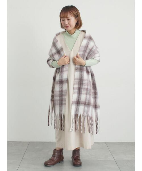 Samansa Mos2（サマンサ モスモス）の「【帯電防止/ウォッシャブル】太フリンジチェックマフラー（ストール/ショール・レディース・グリーン/ダークブラウン/ベージュ・F）」の8枚目の写真