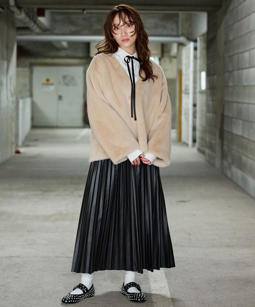 Narcissus(ナルシス)の「【前後2WAY】ファートップス/Vネック/フレアシルエット(その他トップス・レディース・ベージュ/ネイビー・FREE)」の3枚目の写真