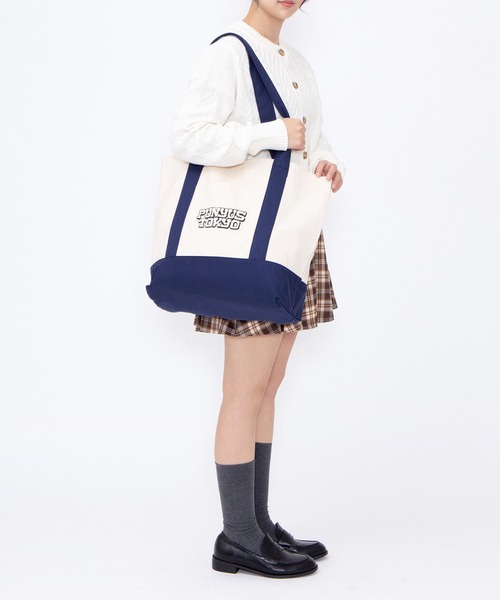PUNYUS(プニュズ)の「ロゴ刺繍キャンバストートバッグ(トートバッグ・レディース・ネイビー・FREE)」の2枚目の写真