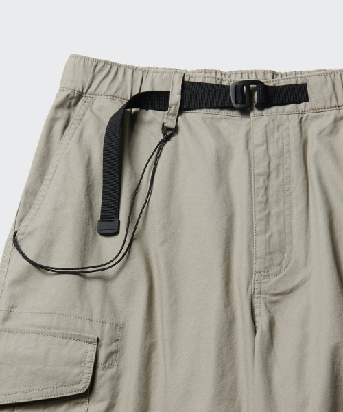 MUSINSA STANDARD（ムシンサスタンダード）の「[シティレジャー] ワイドベルト付きカーゴパンツ [グレイッシュベージュ]（その他パンツ・メンズ・その他・28/30/32/34/36/38/40/42/27/29/26/31/33）」の6枚目の写真