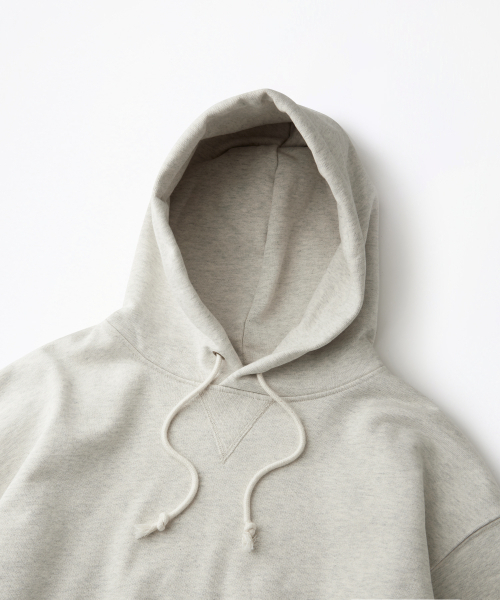 OUTSTANDING(アウトスタンディング)の「AUTHENTIC COMFORT HOOD SWEAT_1%OATMEAL(パーカー・メンズ・その他・MEDIUM/LARGE/X-LARGE)」の5枚目の写真