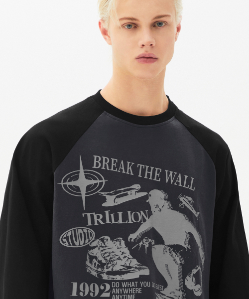 TRILLION(トリリオン)の「スケートボードピグメントグラフィックレグロンロングスリーブ(CHARCOAL)(Tシャツ/カットソー・レディース・その他・LARGE/X-LARGE/MEDIUM)」の2枚目の写真