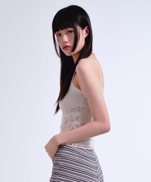 PRENDA(プレンダ)の「HOTFIX SLIM BASIC SLEEVE LESS PALE BEIGE(Tシャツ/カットソー・レディース・その他・FREE)」の1枚目の写真