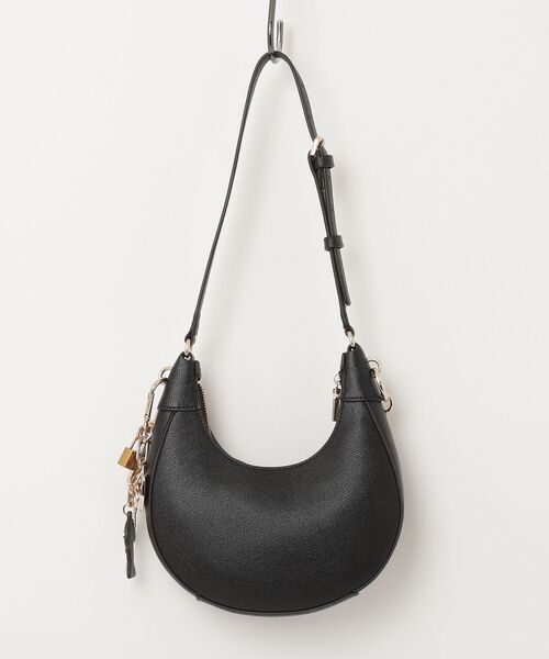 Guess（ゲス）の「DAVINA Shoulder Bag ホーボーバッグ（ショルダーバッグ・レディース・レッド/ブラック・ONE SIZE）」の12枚目の写真