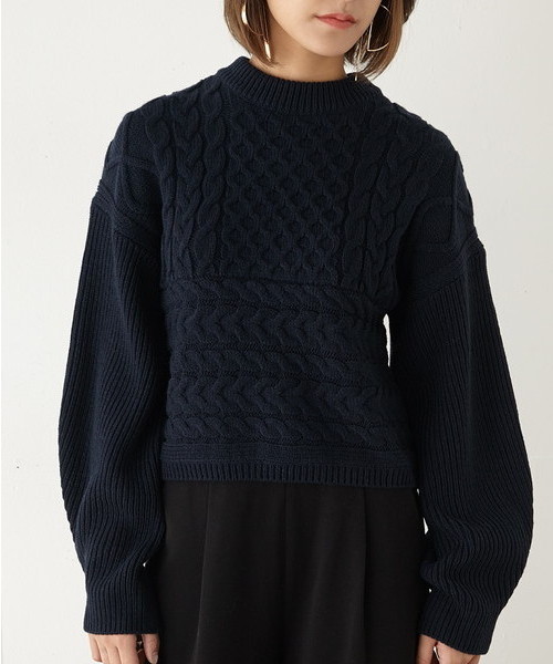 SLY(スライ)の「RANDOM CABLE LG TOPS(ニット/セーター・レディース・オフホワイト/ブラウン/ネイビー・FREE)」の3枚目の写真