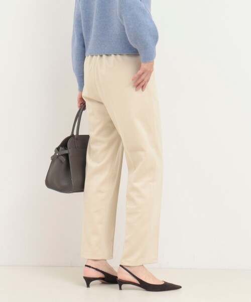 MICO COULIER（ミコクリエ）の「ピーチツイルストレッチストレートパンツ（その他パンツ・レディース・アイボリー/チャコールグレー・36/38）」の10枚目の写真