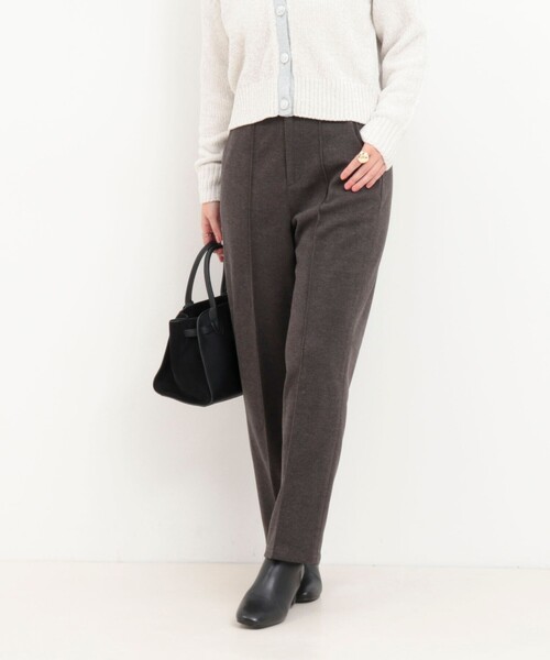 MICO COULIER（ミコクリエ）の「ピーチツイルストレッチストレートパンツ（その他パンツ・レディース・アイボリー/チャコールグレー・36/38）」の13枚目の写真