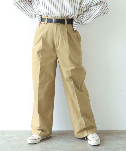 PAR ICI（パーリッシィ）の「強撚ドライツイル　センタープレスパンツ（その他パンツ・レディース・ベージュ/ネイビー・FREE）」の3枚目の写真