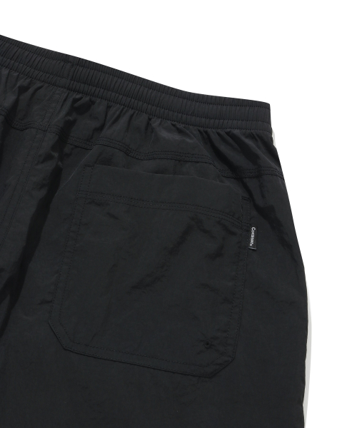COVERNAT(カバーナット)の「ウィンドブレーカーショーツブラック(その他パンツ・レディース・その他・X-LARGE/X-SMALL/XX-LARGE/SMALL/LARGE/MEDIUM)」の7枚目の写真
