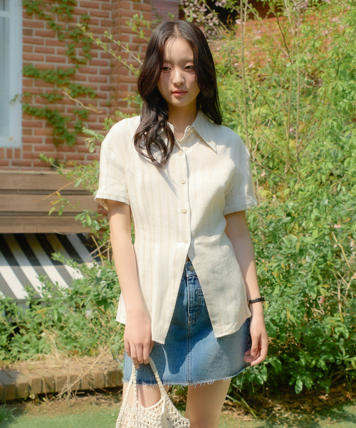 SALON DE YOHN（サロンドヨーン）の「Classic Linen Short Sleeve Shirt_ Beige（シャツ/ブラウス・レディース・その他・SMALL/MEDIUM）」の3枚目の写真