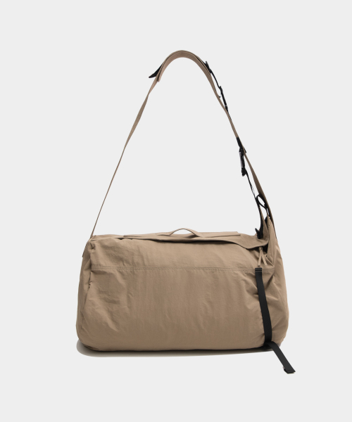 SOME PLACE（サムプレイス）の「ラウンドストラップナイロンマルチクロスバッグ[ベージュ]（メッセンジャーバッグ・レディース・Beige・FREE）」の3枚目の写真