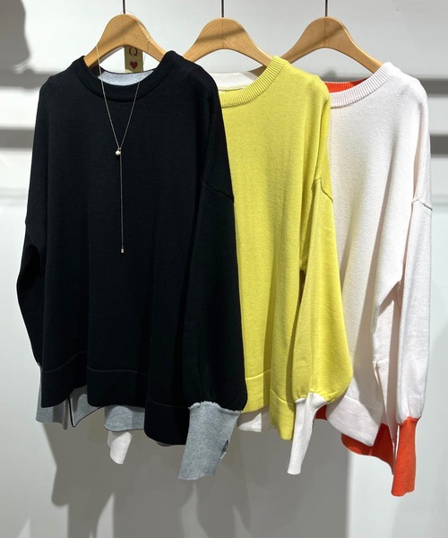 Q（キュー）の「袖配色スリットニット（ニット/セーター・レディース・レモンイエロー/アイボリー/ブラック・MEDIUM）」の4枚目の写真