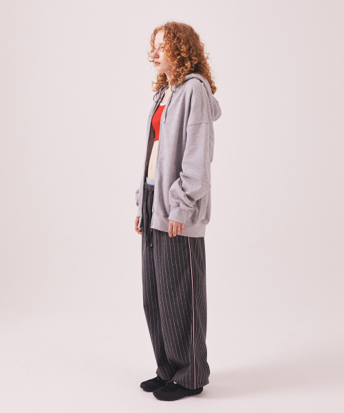 MENASOO（ミナス）の「Menasoo Applique Two Way Hoodie Zip Up_Gray Melange（パーカー・レディース・ライトグレー・MEDIUM/LARGE）」の5枚目の写真