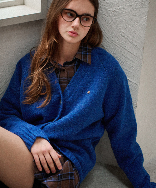 SLOWLOLLI(スローローリ)の「Comfort wool knit cardigan_4 Colors(カーディガン/ボレロ・レディース・ブルー/グレー/アイボリー/ブラック・FREE)」の7枚目の写真