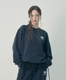 MIHEV（ミヘブ）の「[ユニセックス] スティッチクラシックロゴスウェットシャツ ネイビー（スウェット）」