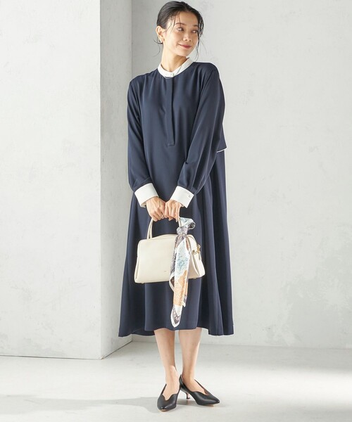 manipuri(マニプリ)の「manipuri: 26SS スカーフ 65×65(バンダナ/スカーフ・レディース・ライトカーキ/ベージュ系/ベージュ・ONE SIZE)」の15枚目の写真