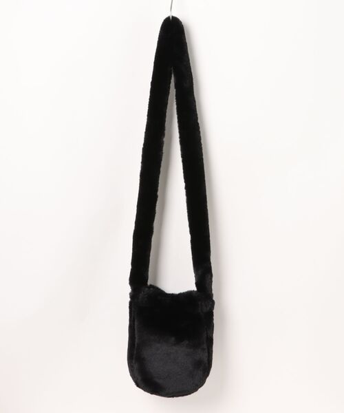 WESTSEA（ウエストシー）の「フェイクファー モコモコショルダーバッグ ミニ 無地 レオパード 軽量（ショルダーバッグ・レディース・アイボリー/ブラック/その他/その他1/ベージュ・FREE）」の2枚目の写真