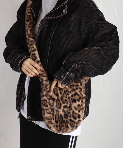 WESTSEA（ウエストシー）の「フェイクファー モコモコショルダーバッグ ミニ 無地 レオパード 軽量（ショルダーバッグ・レディース・アイボリー/ブラック/その他/その他1/ベージュ・FREE）」の5枚目の写真