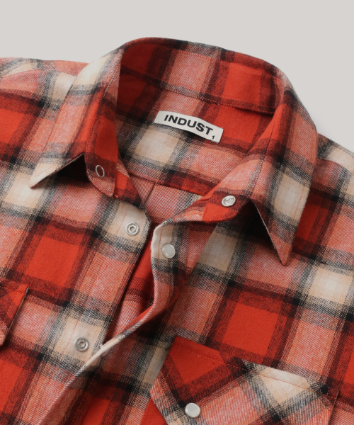 INDUST(インダスト)の「ビッグチェックオンブレスナップシャツ_オレンジ(シャツ/ブラウス・レディース・オレンジ・1(S)/2(M)/3(L))」の6枚目の写真