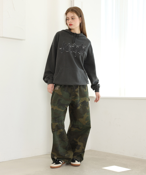 YOSEMITE(ヨセミティ)の「OG アプリケ刺繍ピグメントフードパーカー スモークブラック YHT-403(パーカー・レディース・ライトブラック・LARGE/X-LARGE/XX-LARGE)」の11枚目の写真