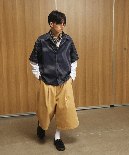 ROCKPSYCHO(ロックサイコ)の「クロップピンストライプシャツ-ネイビー(シャツ/ブラウス・メンズ・ネイビー・MEDIUM/LARGE)」の3枚目の写真