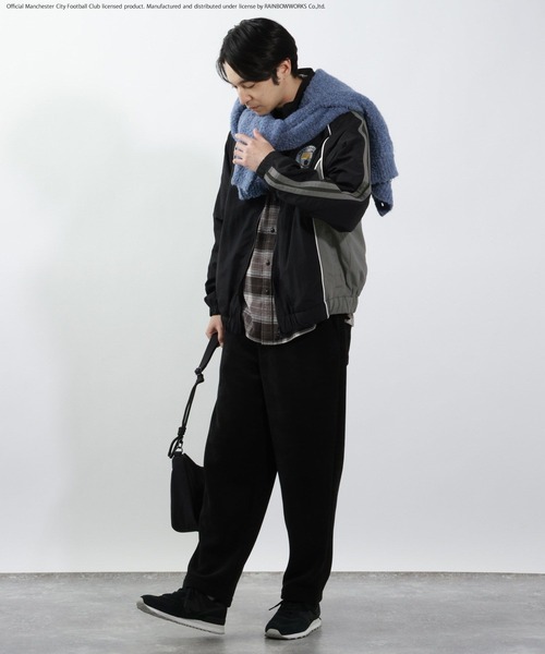 BAYFLOW(ベイフロー)の「【マンチェスター・シティFC】ナイロンブルゾン(ブルゾン・メンズ・ブルー/ブラック・LARGE/MEDIUM)」の11枚目の写真