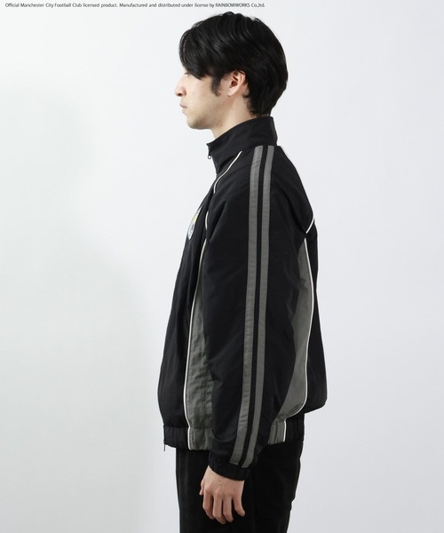 BAYFLOW(ベイフロー)の「【マンチェスター・シティFC】ナイロンブルゾン(ブルゾン・メンズ・ブルー/ブラック・LARGE/MEDIUM)」の19枚目の写真
