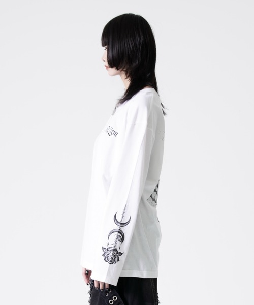 REFLEM(レフレム)の「『REFLEM/レフレム』薔薇と魔導書プリントL/S Tee/ロングスリーブカットソー(Tシャツ/カットソー・レディース・ホワイト/ブラック・FREE)」の13枚目の写真
