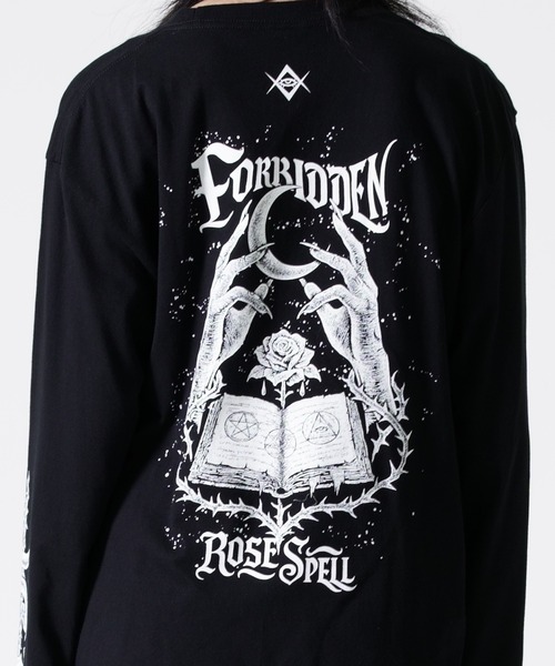 REFLEM(レフレム)の「『REFLEM/レフレム』薔薇と魔導書プリントL/S Tee/ロングスリーブカットソー(Tシャツ/カットソー・レディース・ホワイト/ブラック・FREE)」の7枚目の写真
