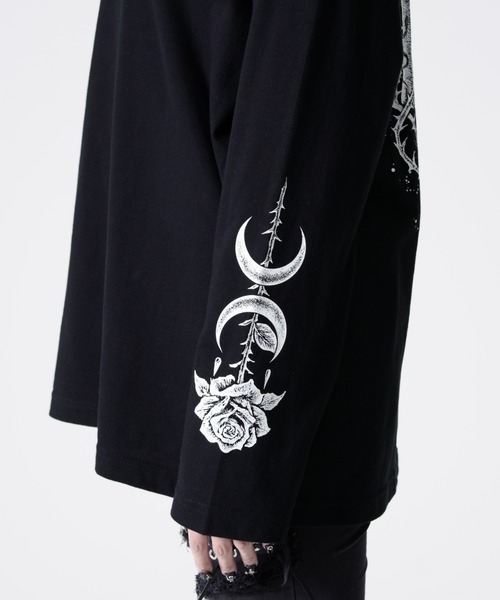 REFLEM(レフレム)の「『REFLEM/レフレム』薔薇と魔導書プリントL/S Tee/ロングスリーブカットソー(Tシャツ/カットソー・レディース・ホワイト/ブラック・FREE)」の8枚目の写真