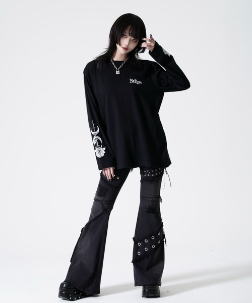 REFLEM(レフレム)の「『REFLEM/レフレム』薔薇と魔導書プリントL/S Tee/ロングスリーブカットソー(Tシャツ/カットソー・レディース・ホワイト/ブラック・FREE)」の9枚目の写真