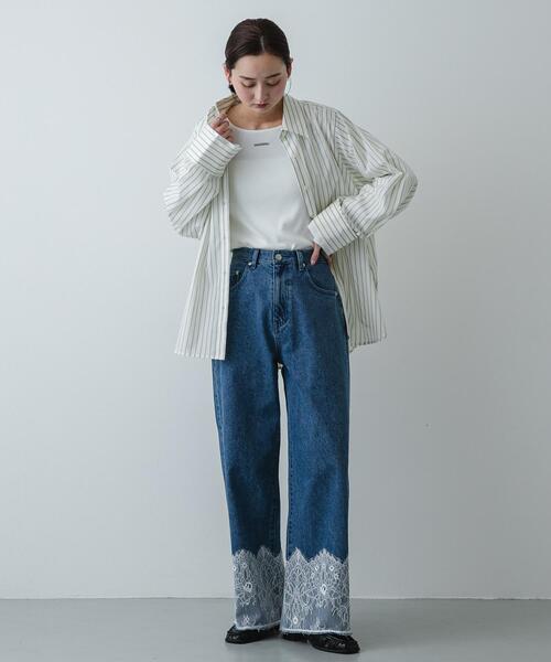 SENSE OF PLACE by URBAN RESEARCH(センスオブプレイスバイアーバンリサーチ)の「レースドッキングデニムパンツ(デニムパンツ・レディース・ライトインディゴブルー/グレー・SMALL/MEDIUM)」の5枚目の写真