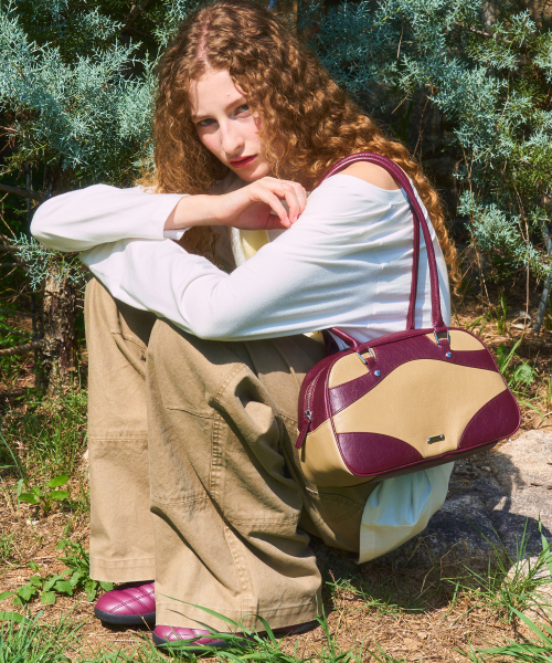 DOFFSEPT(ドフセプト)の「Boni Bag in Burgundy(ショルダーバッグ・レディース・その他・FREE)」の1枚目の写真