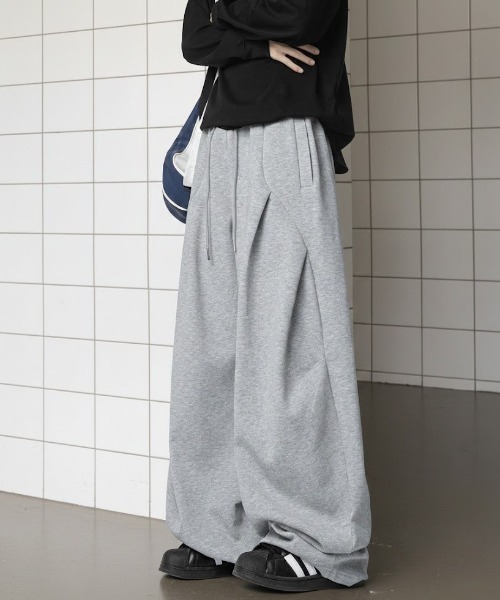 SHEPP(シープ)の「【26年春新作】バレルレッグルーズスウェットパンツ(その他パンツ・メンズ・グレー/ブラック・M/L)」の4枚目の写真