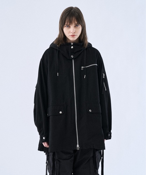 PHILTHEORY（フィルセオリー）の「Back graphic military parka / バックグラフィックミリタリーパーカー（パーカー・メンズ・ブラック/ホワイト・3/2/1）」の2枚目の写真