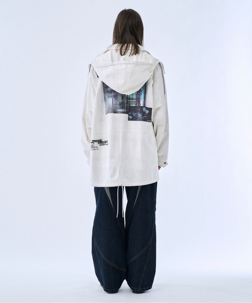 PHILTHEORY（フィルセオリー）の「Back graphic military parka / バックグラフィックミリタリーパーカー（パーカー・メンズ・ブラック/ホワイト・3/2/1）」の5枚目の写真