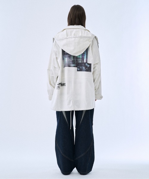 PHILTHEORY（フィルセオリー）の「Back graphic military parka / バックグラフィックミリタリーパーカー（パーカー・メンズ・ブラック/ホワイト・3/2/1）」の7枚目の写真