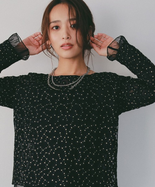 AJUGA.(アジュガ)の「シアージャガードフラワーカットソー(Tシャツ/カットソー・レディース・ブラック・S)」の1枚目の写真