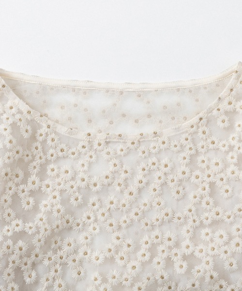 AJUGA.(アジュガ)の「シアージャガードフラワーカットソー(Tシャツ/カットソー・レディース・ブラック・S)」の13枚目の写真